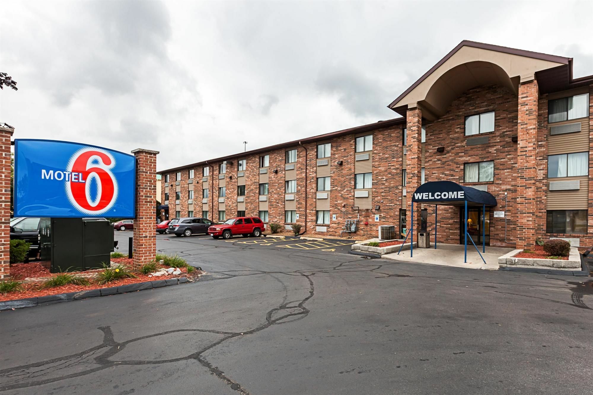 Motel 6-Milwaukee, Wi - Glendale Extérieur photo